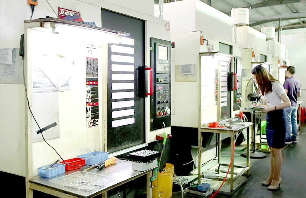 陽昶精密制造車間